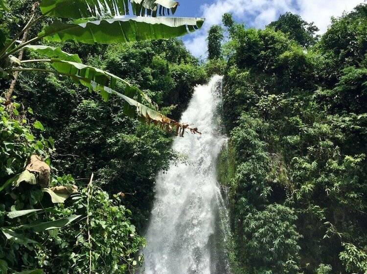 Отель Faraway Suites