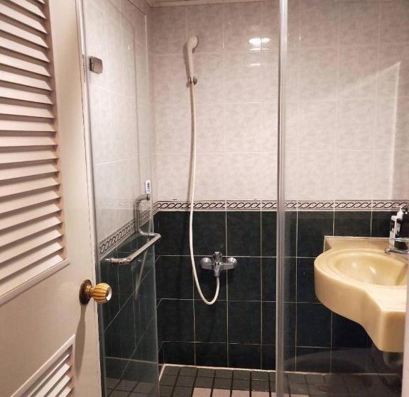 هتل Little Paradise Inn