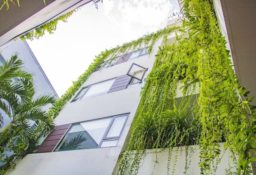 Annie Danang Hotel & Apartment