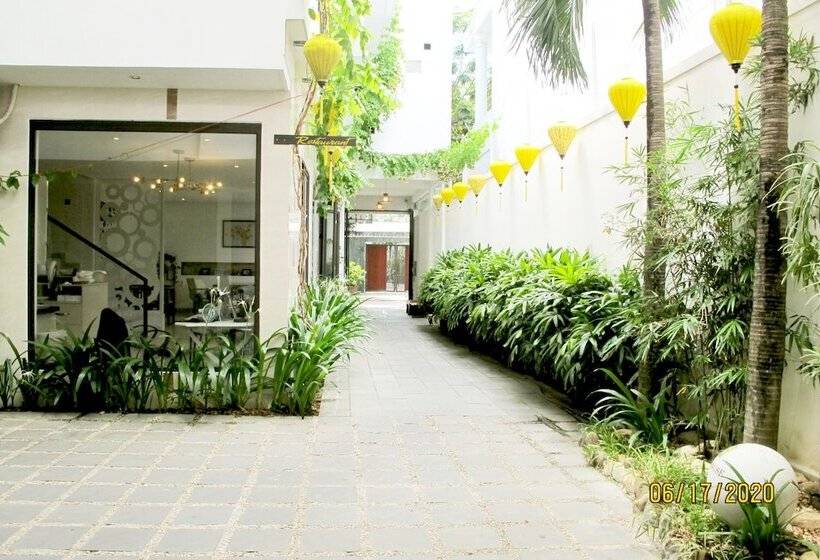 Annie Danang Hotel & Apartment