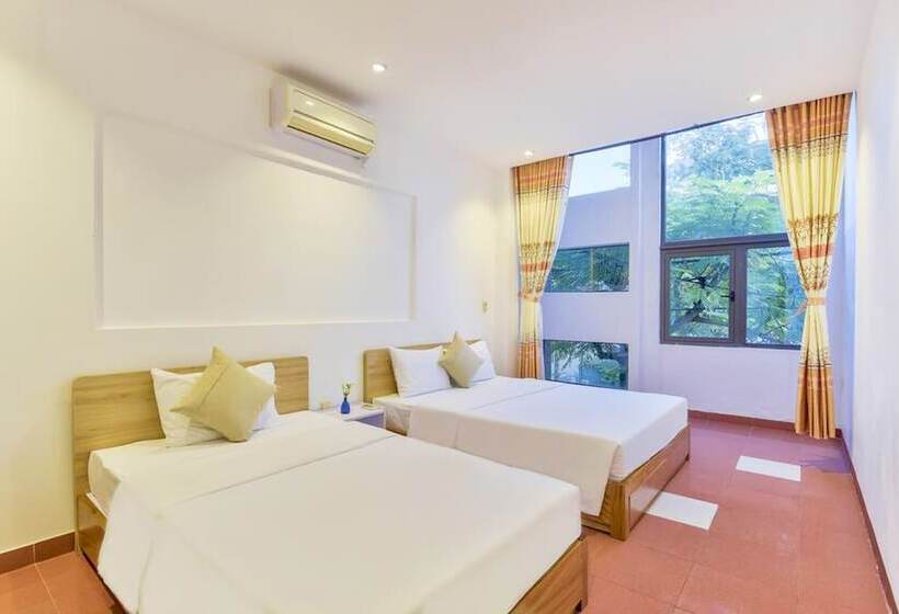 Annie Danang Hotel & Apartment