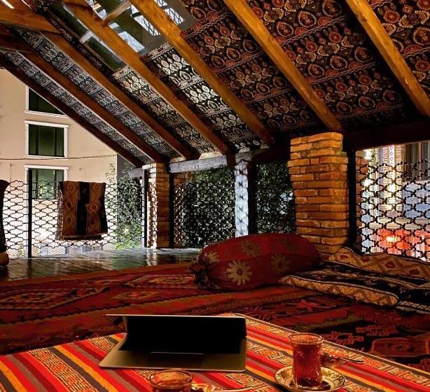 هتل Minali Boutique