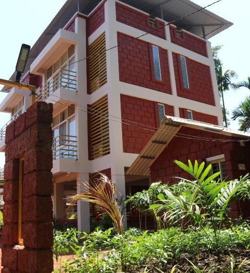 בית מלון כפרי Oasis Resort