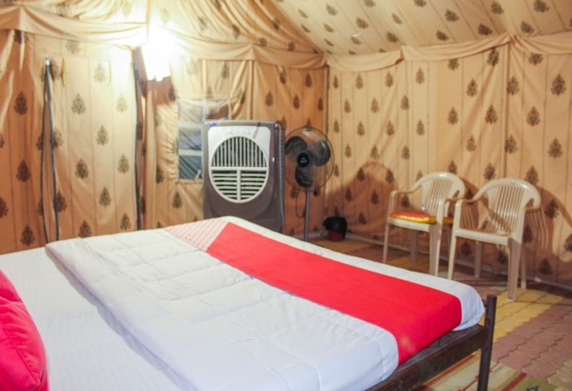 Отель Oyo 26228 Royal Camps