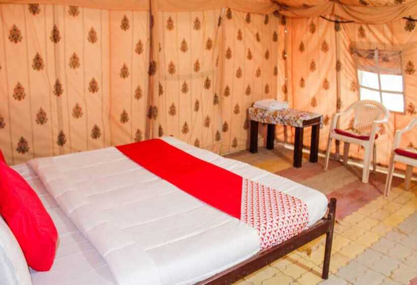 Отель Oyo 26228 Royal Camps