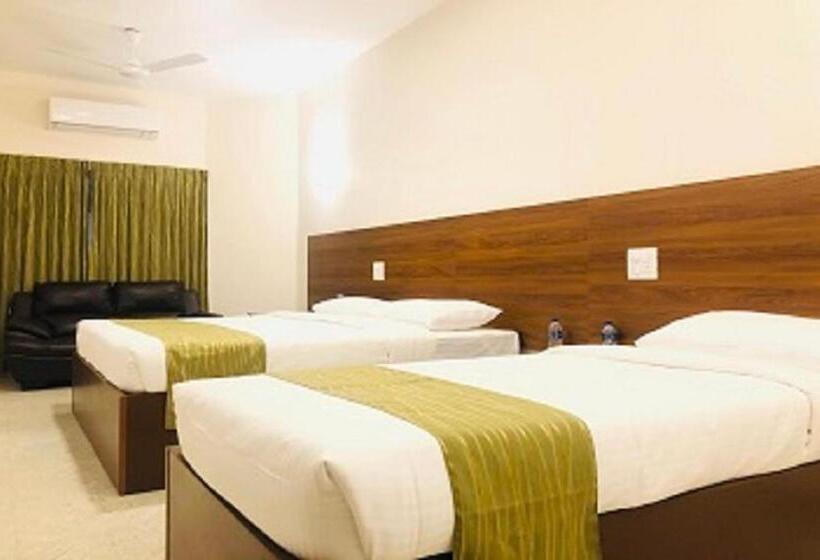 בית מלון כפרי Sreeparthi