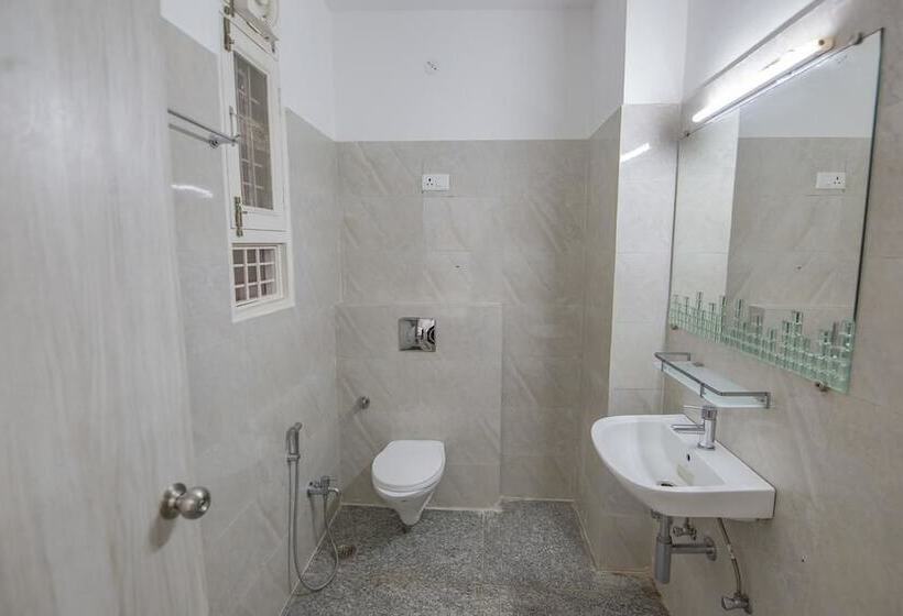 فندق Tuma Club House