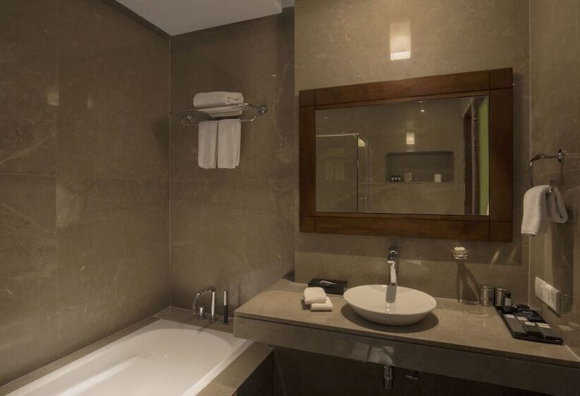 هتل Zone By The Park Kolkata