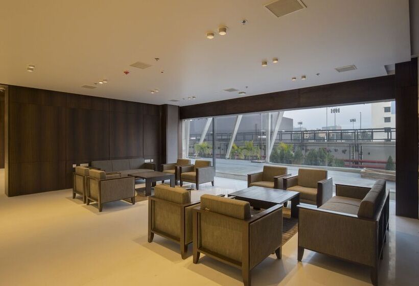 هتل Zone By The Park Kolkata