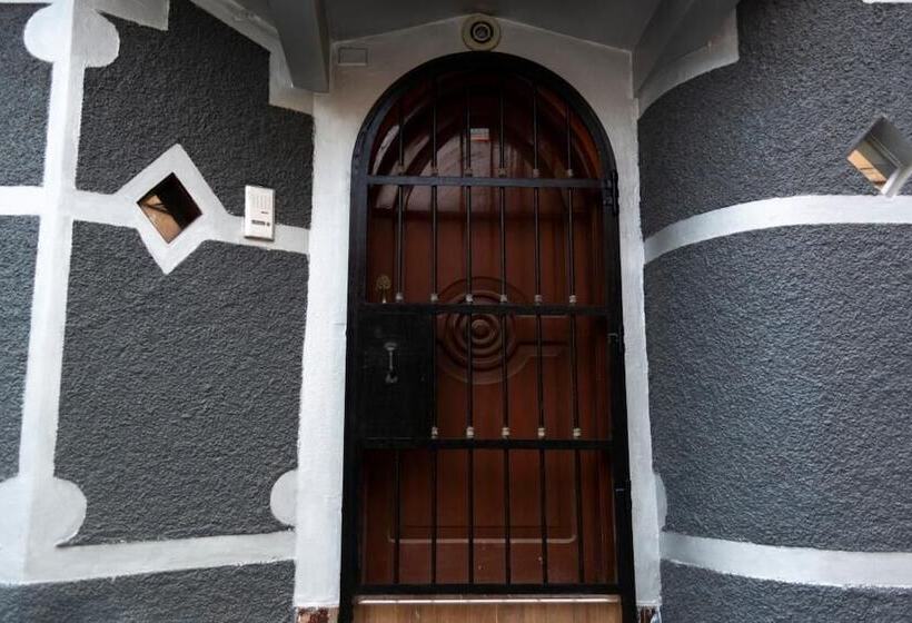 Bed and Breakfast Lima Airport Tampu