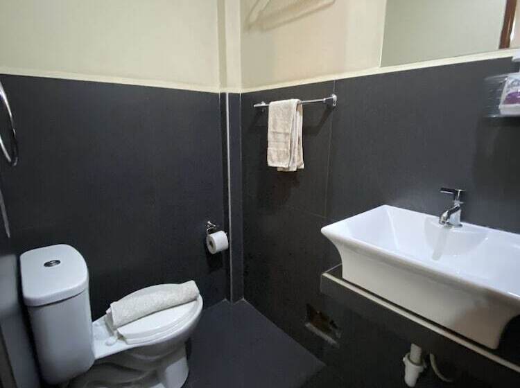 Bed and Breakfast Lima Airport Tampu