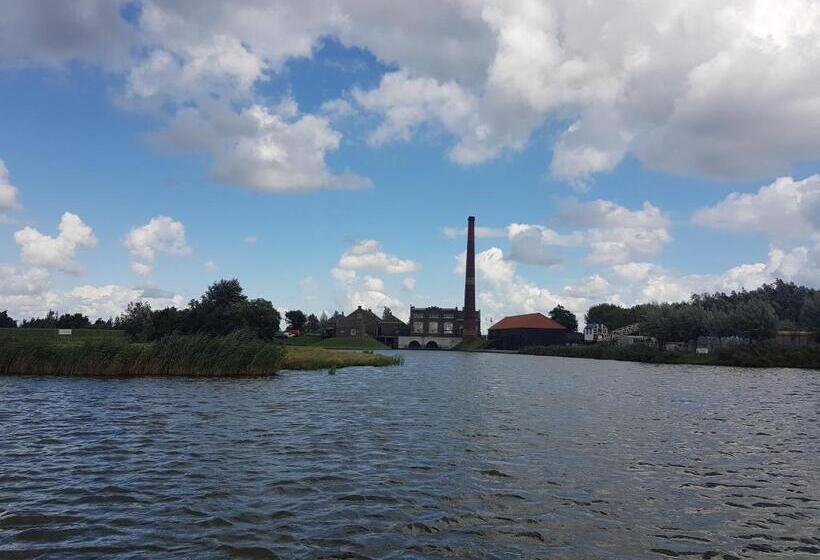 Lodge 61 Hotel Aan Het Water