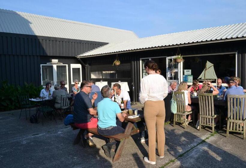 Lodge 61 Hotel Aan Het Water