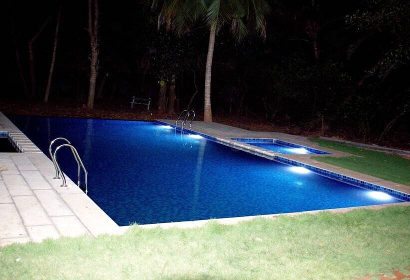 Nature Breeze Resort And Spa