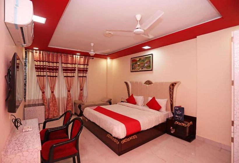 Oyo 23495 Hotel The Park