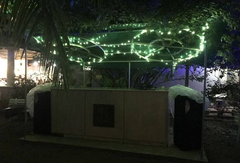 ペンション Lala Land Guest House And Camping Site