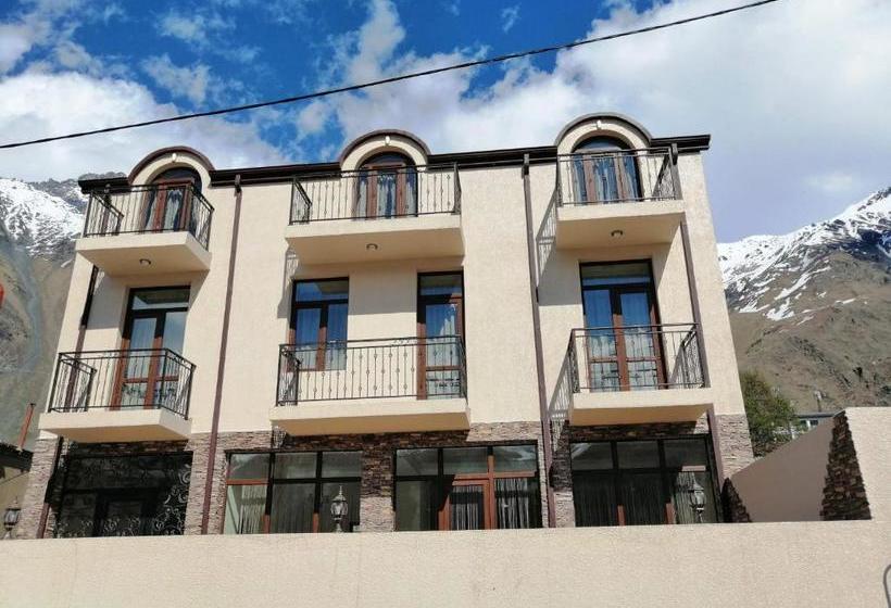 پانسیون Iveria