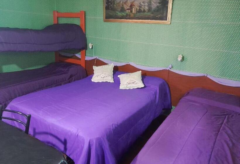 پانسیون Posada Marisel