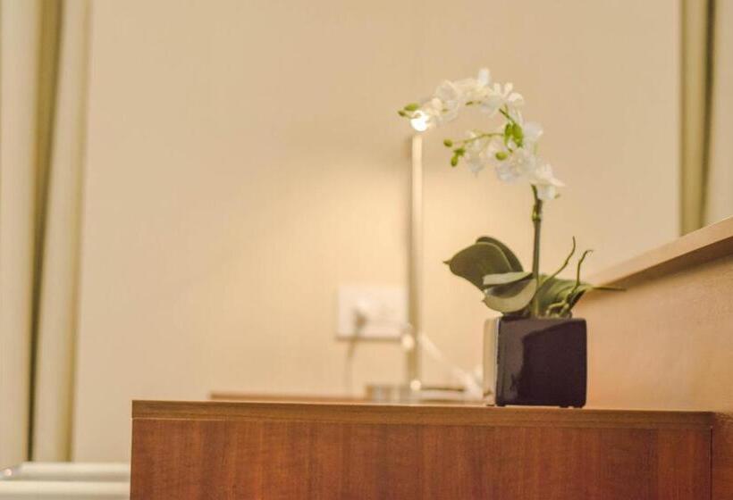 Platinum Hotel Casino