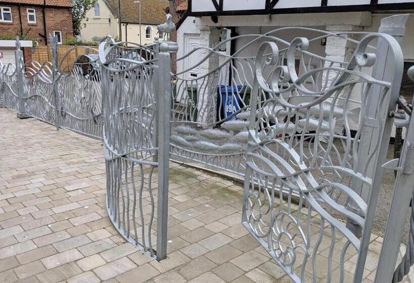 민박 Silver Street Suites