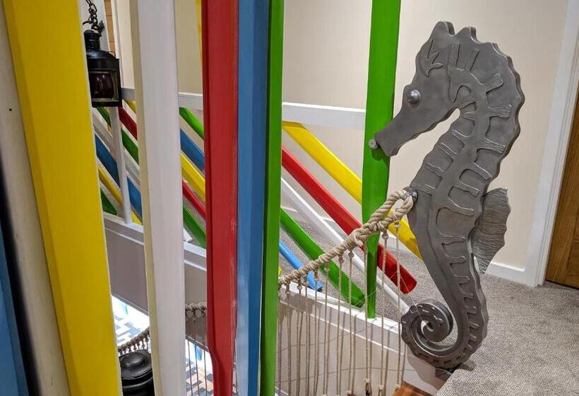 민박 Silver Street Suites