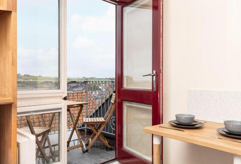 민박 Silver Street Suites