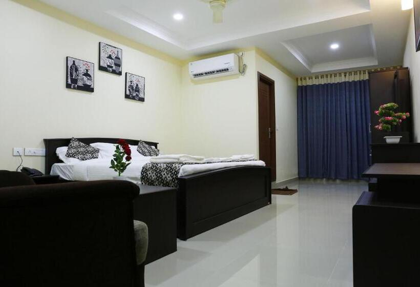 Отель Apsara Residency