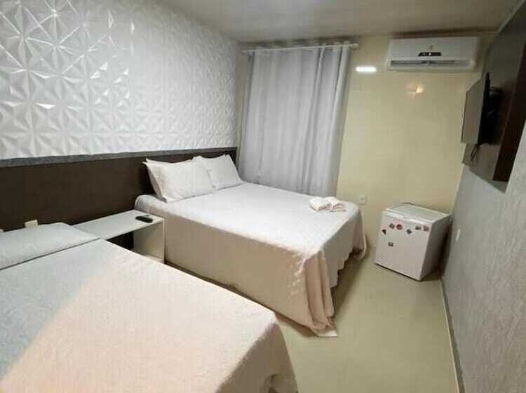 Отель Farol Plaza