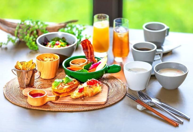 Glamday Style Okinawa Yomitan Hotel & Resort