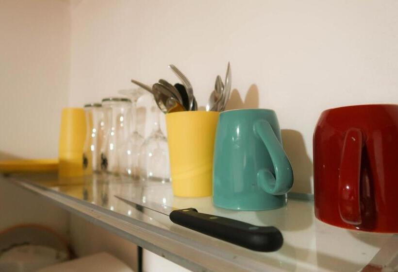 هتل Hoja De Oro Corcovado