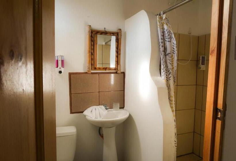 هتل Hoja De Oro Corcovado