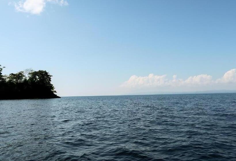 هتل Hoja De Oro Corcovado