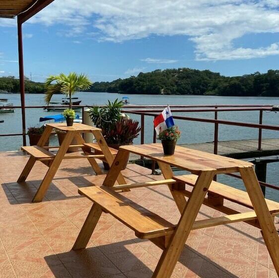 ホテル Seaside Panama Lodge
