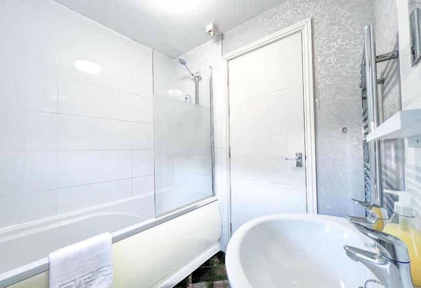 فندق Taylor Close