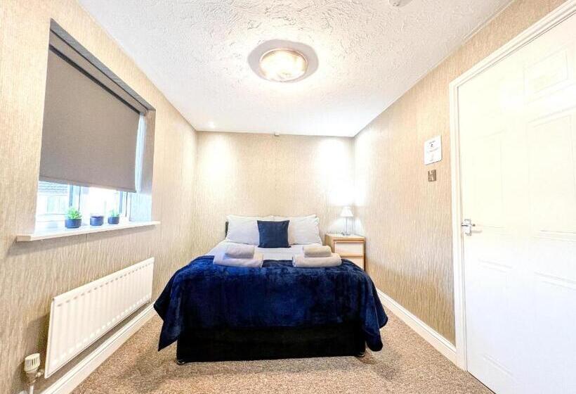 فندق Taylor Close