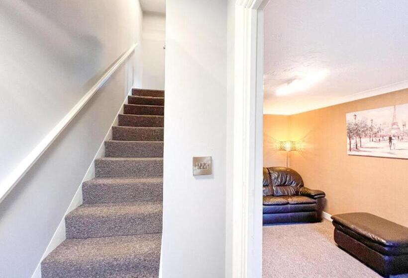 فندق Taylor Close