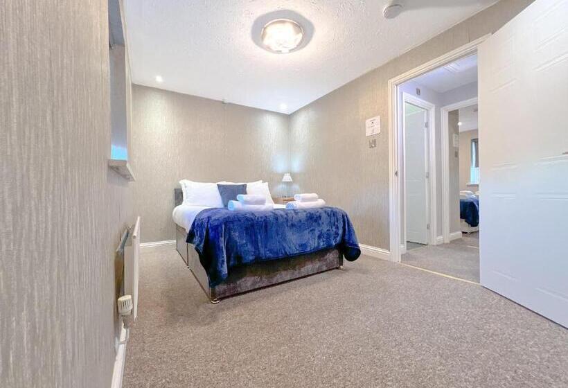 فندق Taylor Close