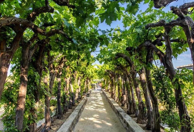 Ultimate Provence Hotel & Spa