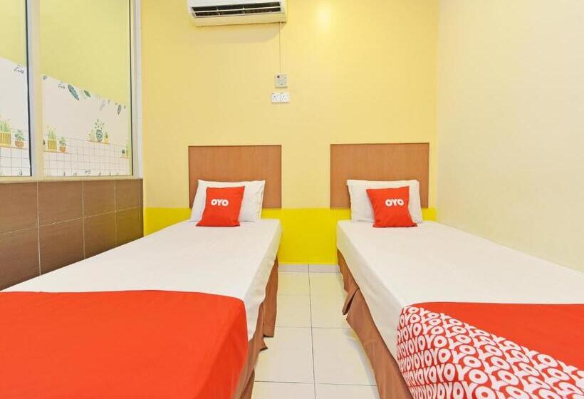 Oyo 582 Hotel Walk Inn