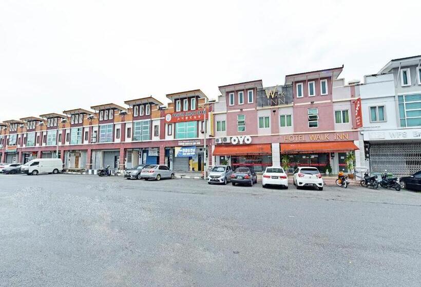 Oyo 582 Hotel Walk Inn