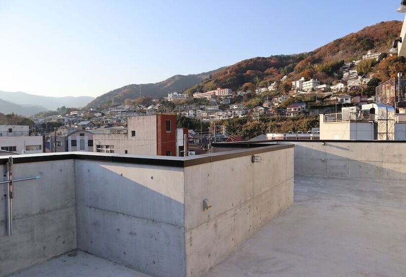 ペンション Treeside