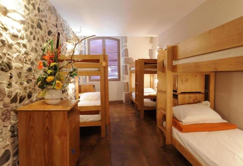 הוסטל L Auberge Du Pèlerin   St Jean Pied De Port