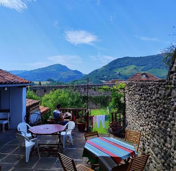 הוסטל L Auberge Du Pèlerin   St Jean Pied De Port