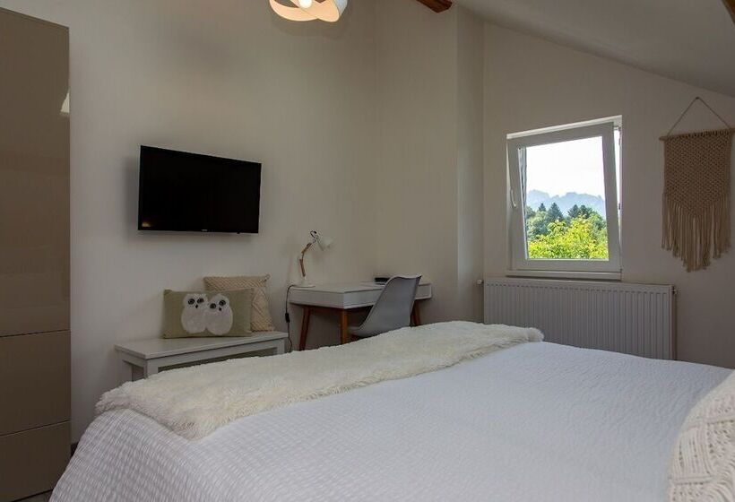 Bed and Breakfast Amodo Lodge