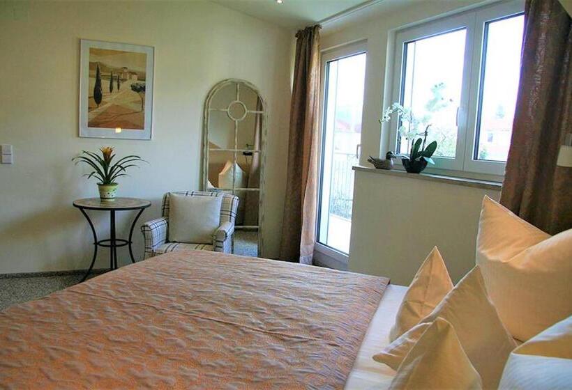 酒店 Am Rehberg Garni