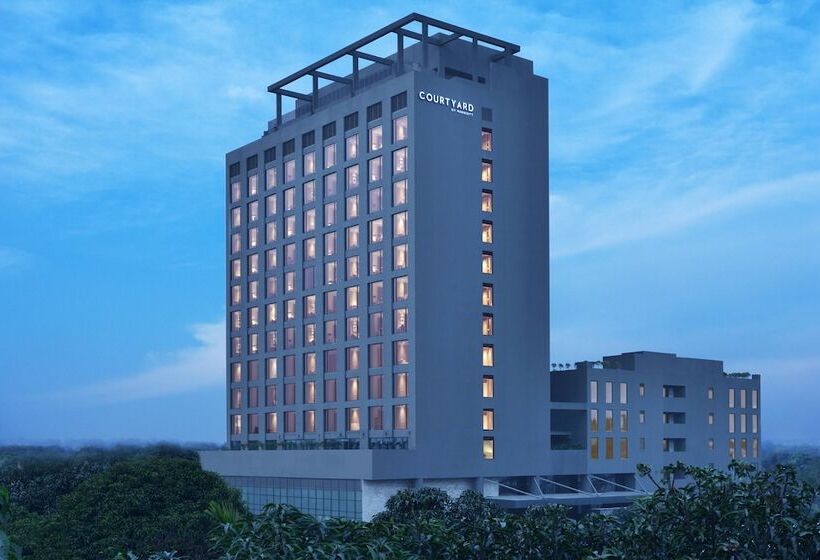 هتل Courtyard By Marriott Siliguri