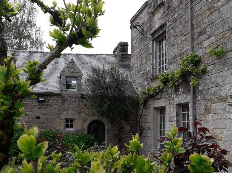 Отель Manoir Du Moustoir   Hôtel Les Empreintes