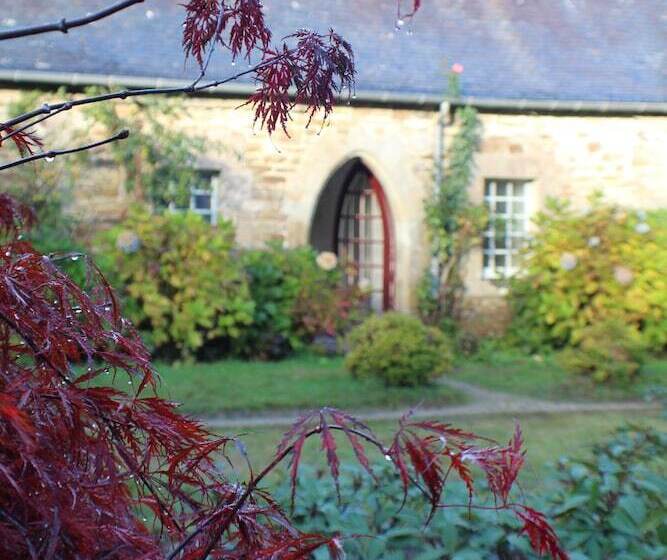 Отель Manoir Du Moustoir   Hôtel Les Empreintes