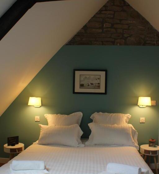 Отель Manoir Du Moustoir   Hôtel Les Empreintes