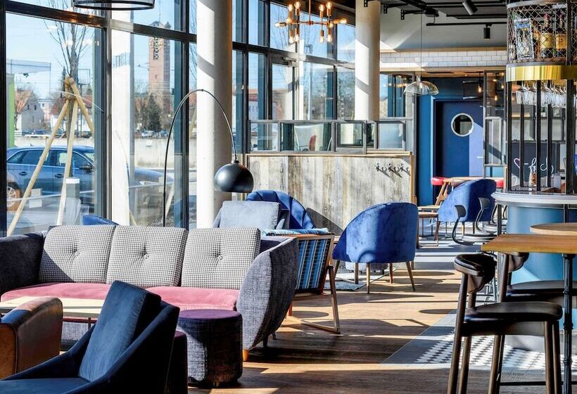 ホテル Ibis Landshut City